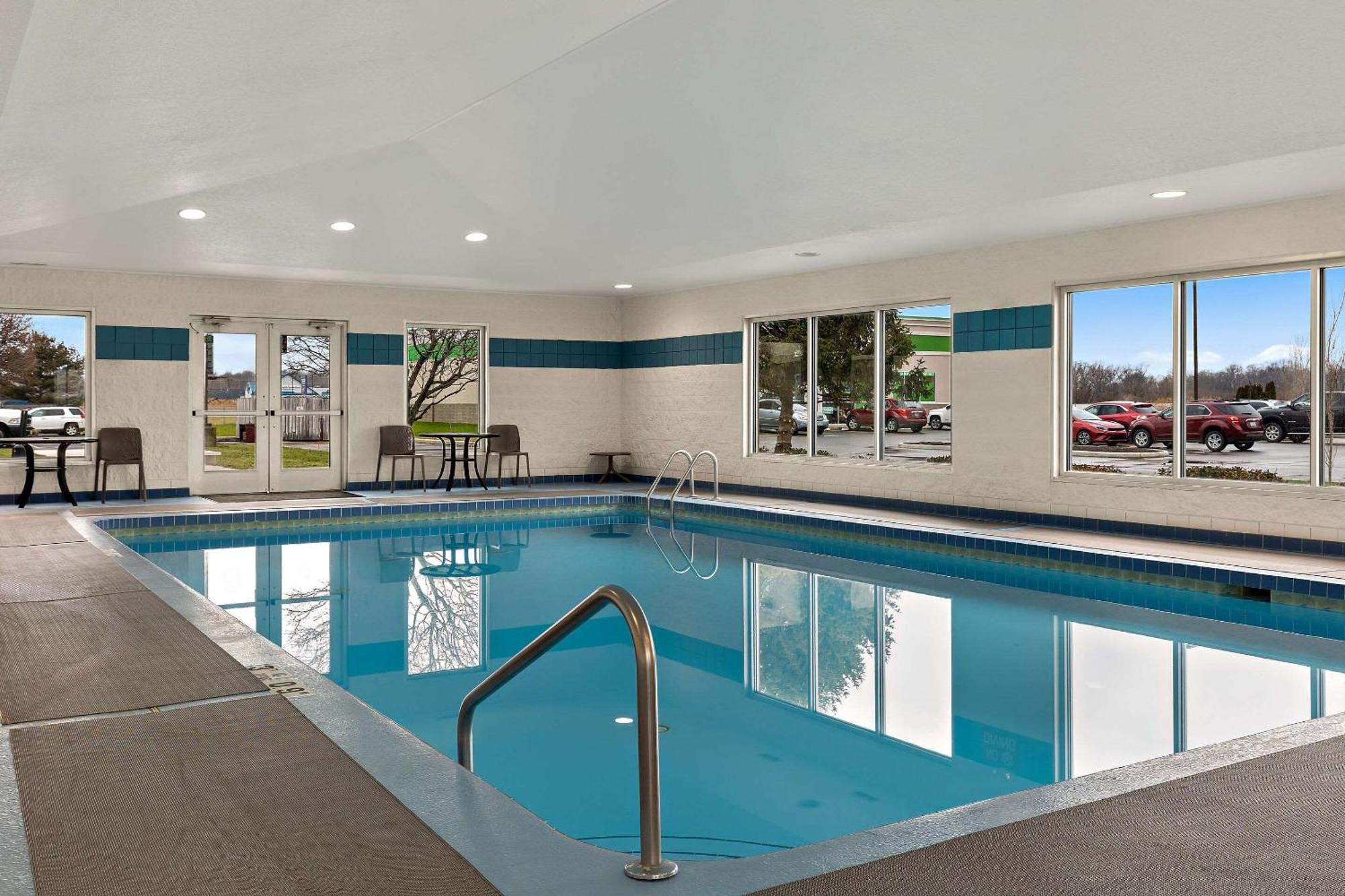 Comfort Inn & Suites Fremont Luaran gambar